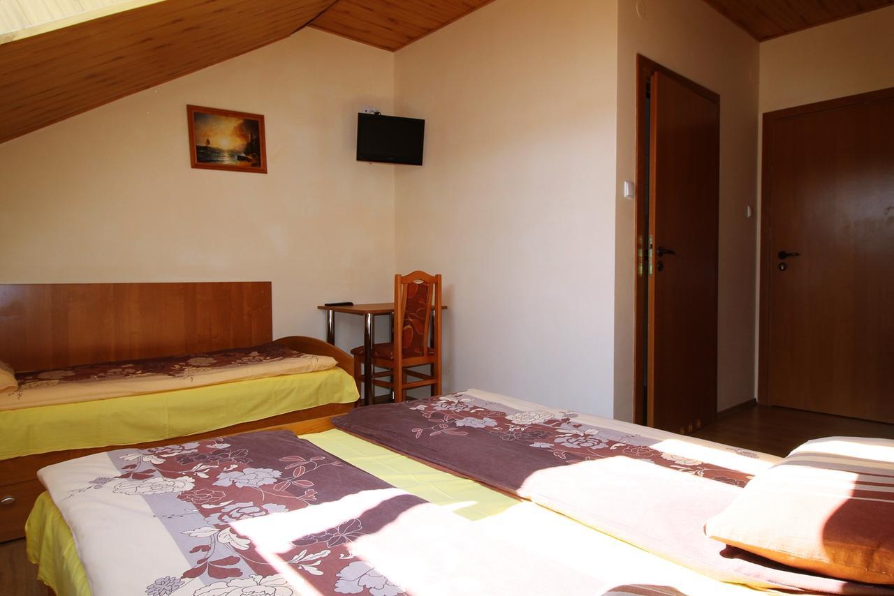 Michalek W Rowach Bed & Breakfast Рови Екстериор снимка