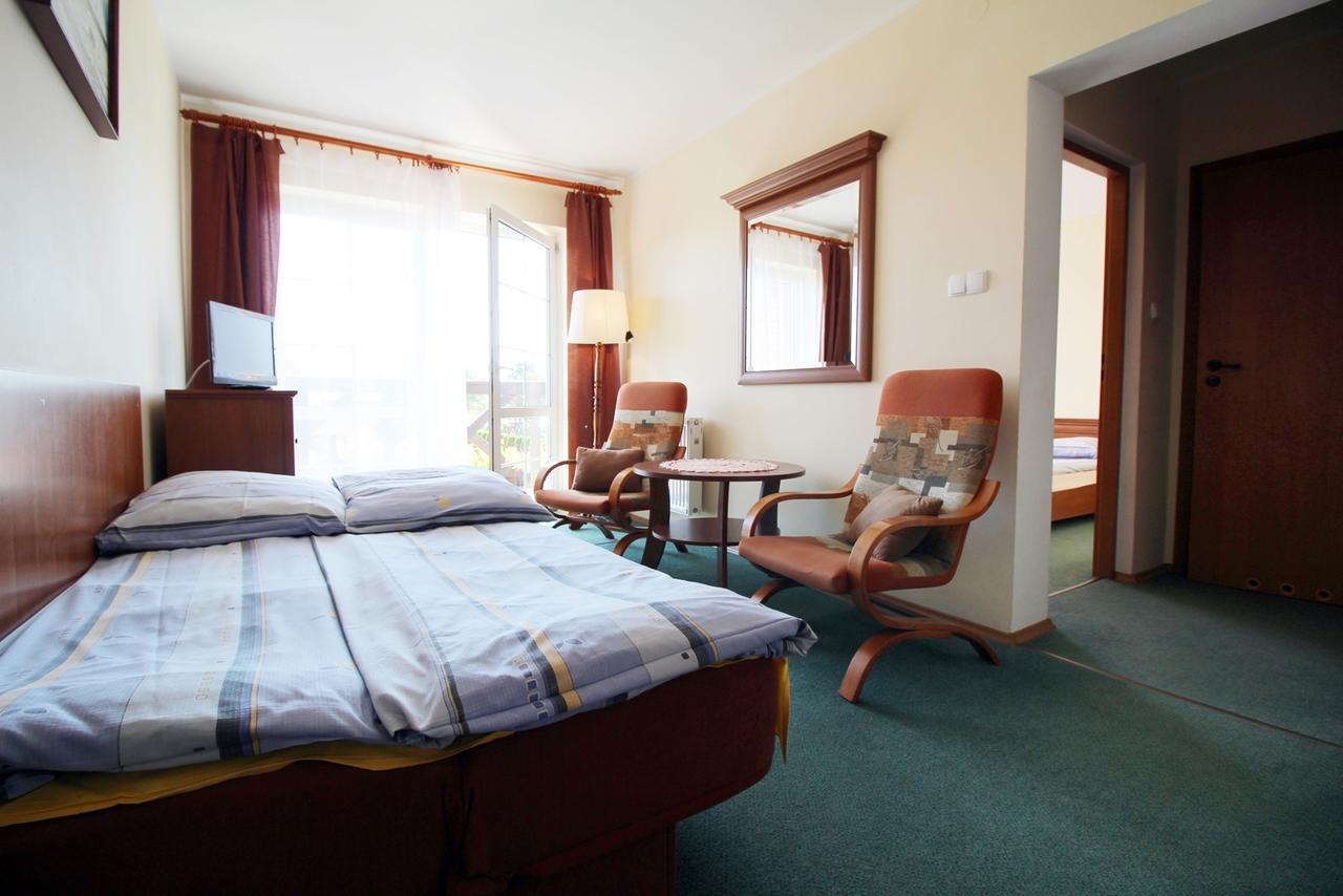 Michalek W Rowach Bed & Breakfast Рови Екстериор снимка