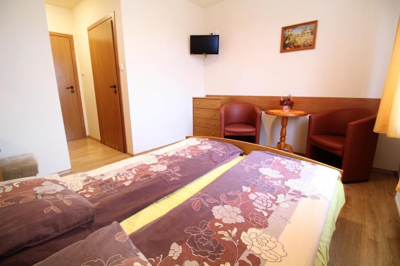 Michalek W Rowach Bed & Breakfast Рови Екстериор снимка