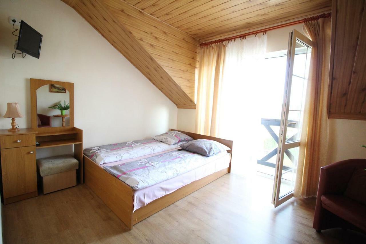 Michalek W Rowach Bed & Breakfast Рови Екстериор снимка
