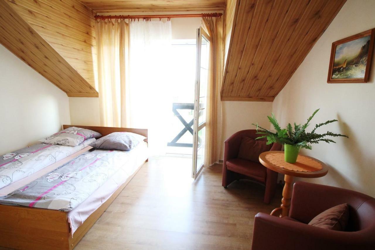 Michalek W Rowach Bed & Breakfast Рови Екстериор снимка