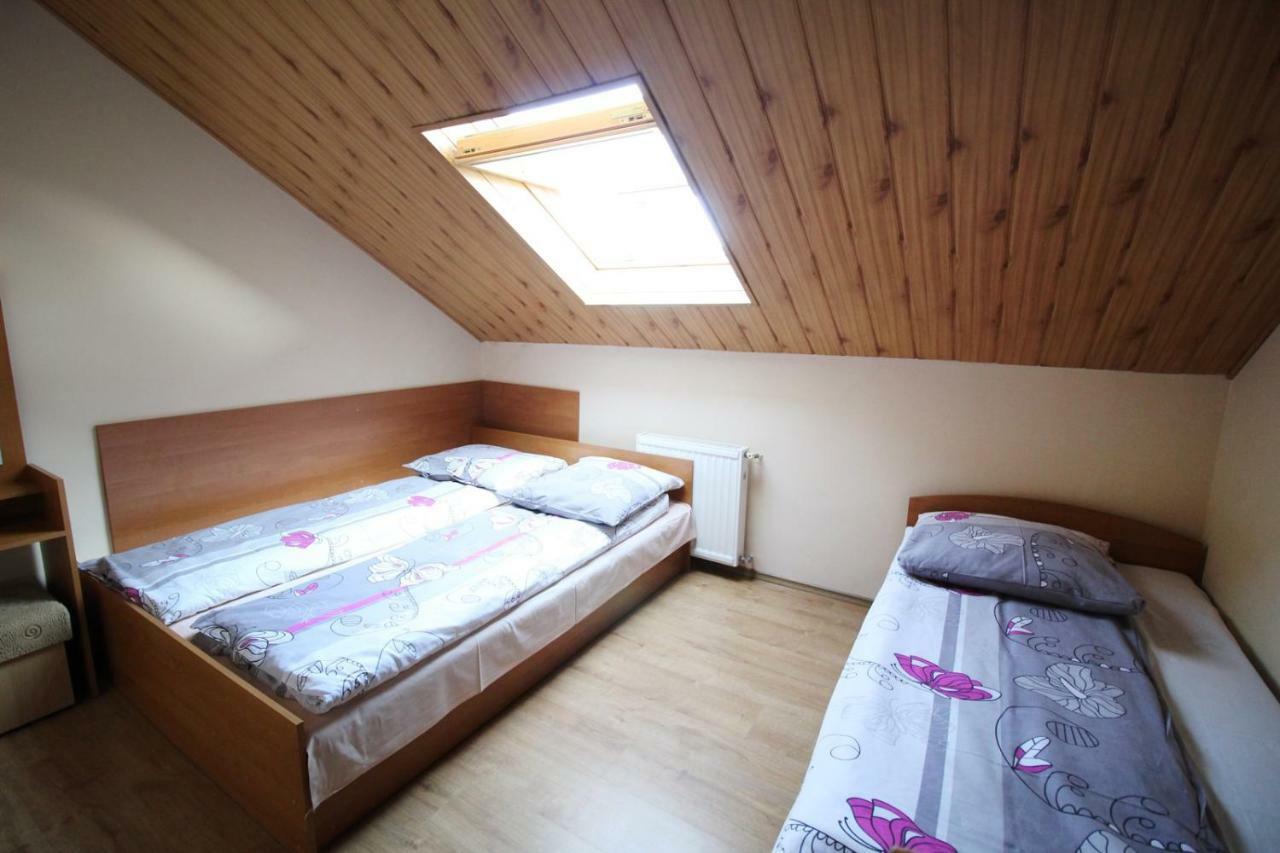Michalek W Rowach Bed & Breakfast Рови Екстериор снимка