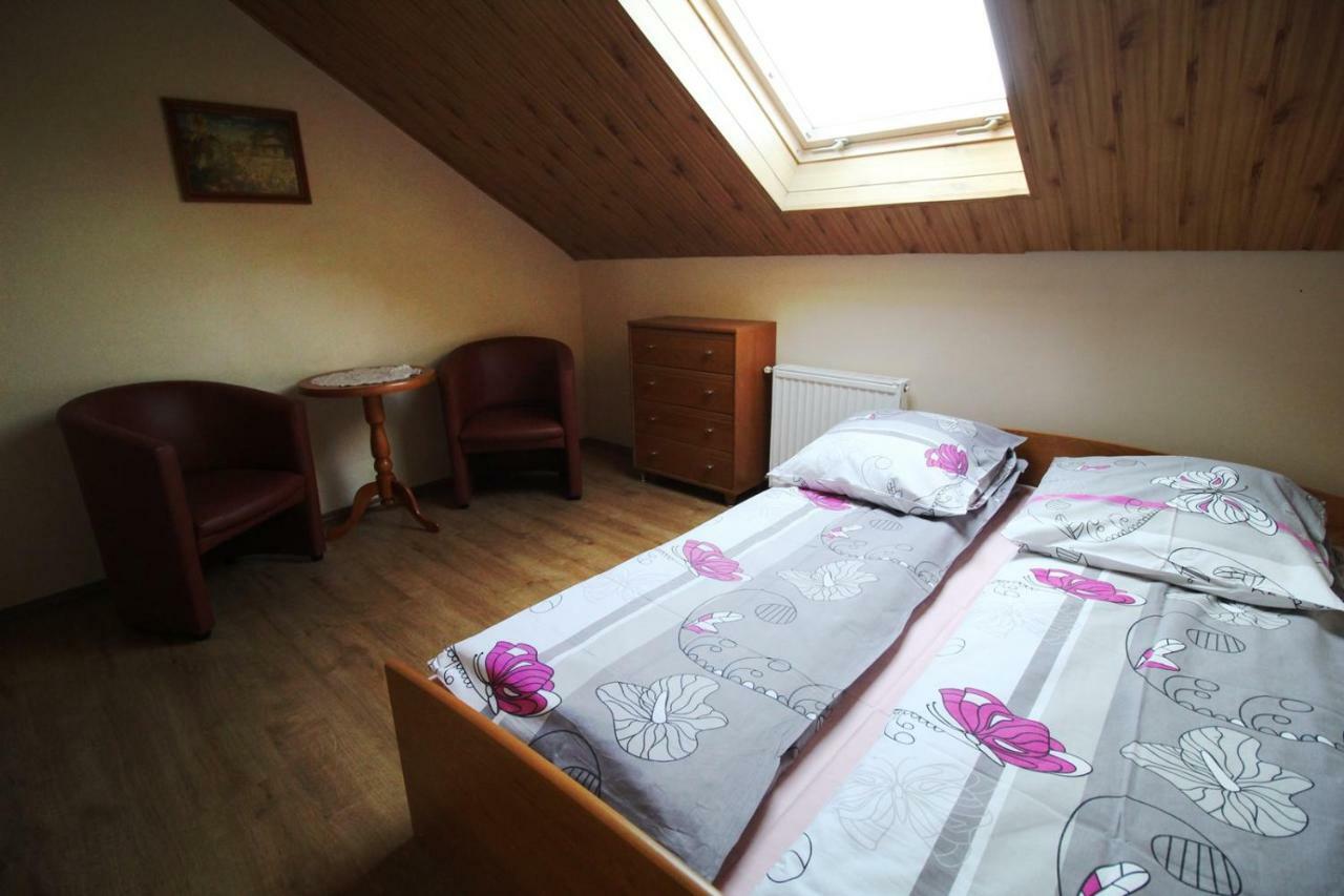Michalek W Rowach Bed & Breakfast Рови Екстериор снимка